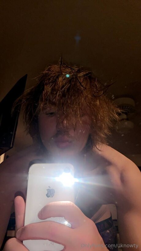 Uknowty actrice érotique collection