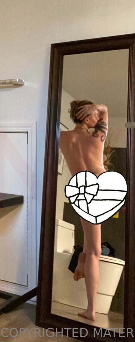 Nikki Coxzfree étoile érotique photos