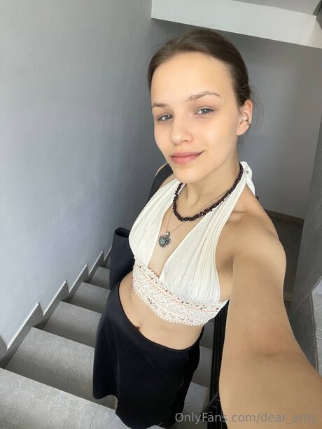 Dear Amy star du porno de haute qualité img