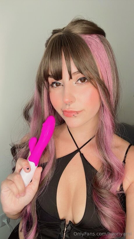 Hyoriback actrice érotique image