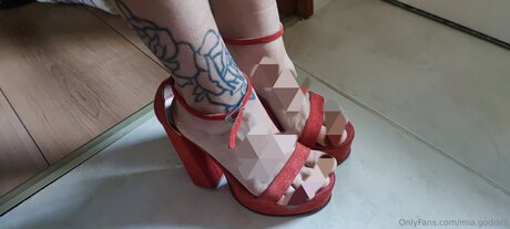 Mia Goddes étoile gratuite img