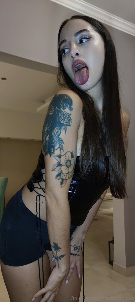 Mia Goddes actrice xxx des photos