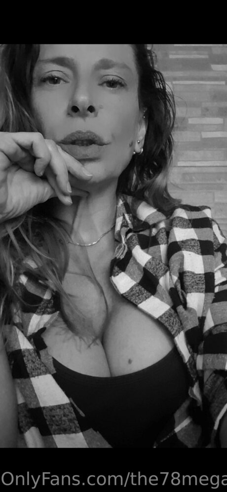 The78megahertz modèle artistique image