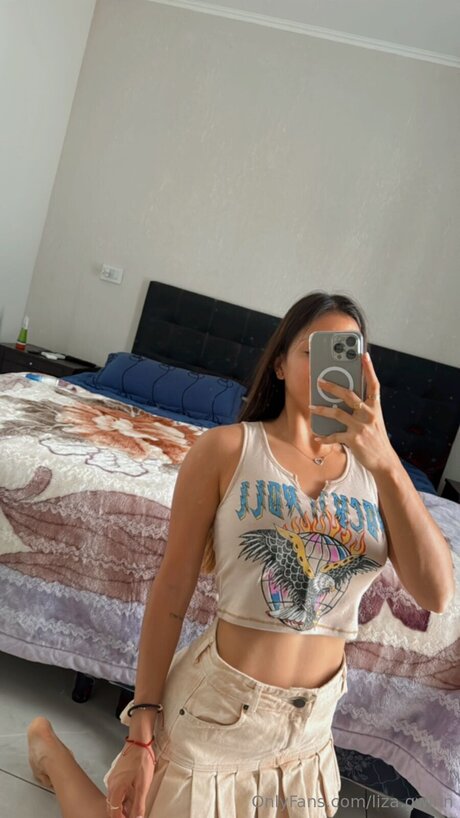 Notcontent actrice exclusive photos