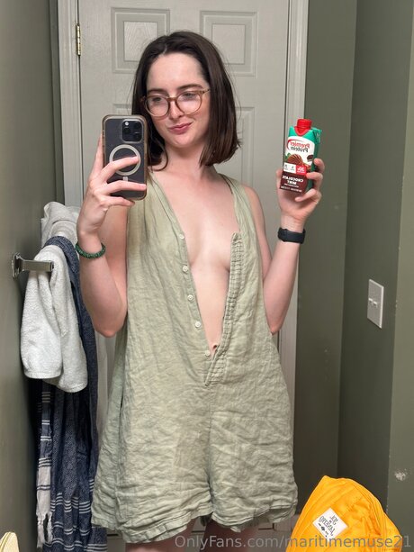 Maritimemuse21 modèle xxx photos