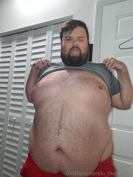 Lu Thebear69 haut modèle images