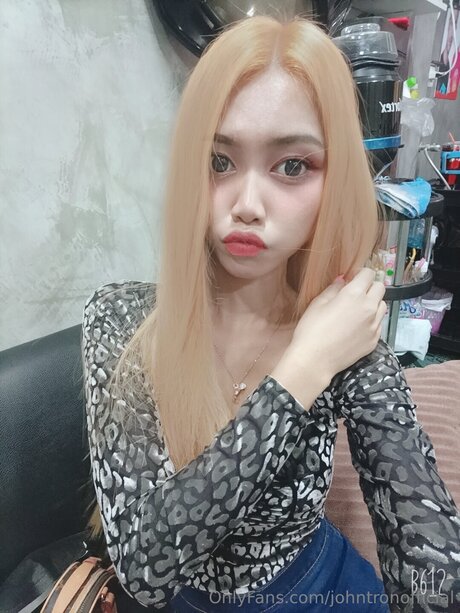 Johntronofficial star du porno sexy image