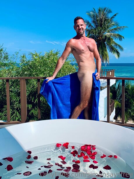 Simonsaysfree actrice de grande qualité image