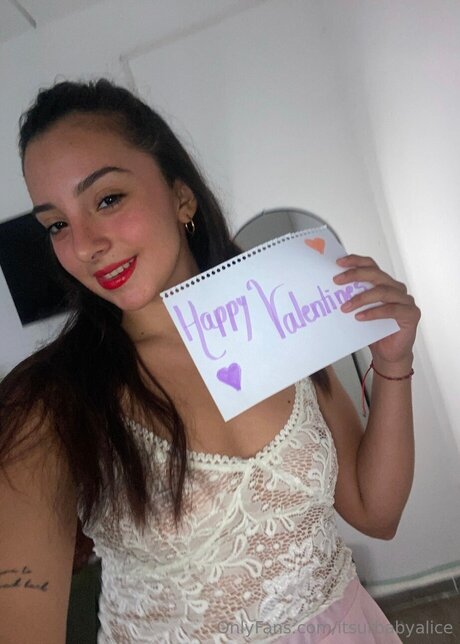 Itsurbabyalice star érotique galeries