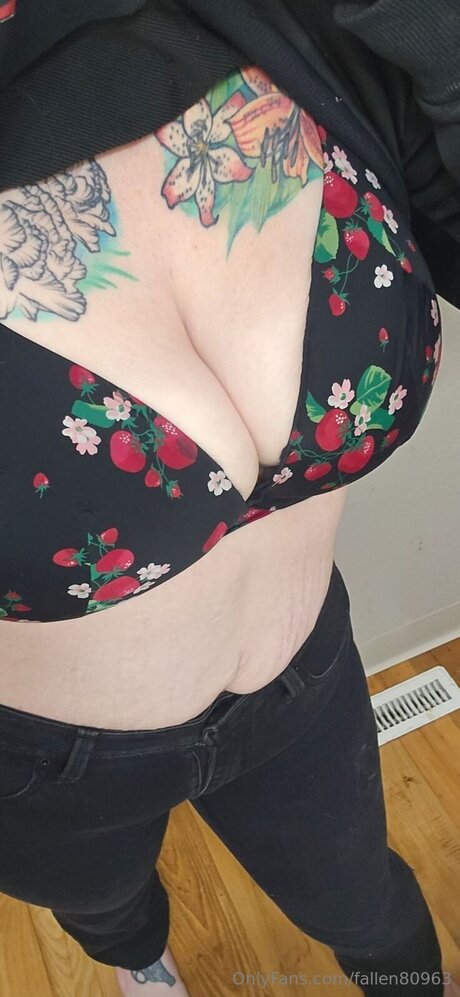 Fallen80963 star pornographique galerie