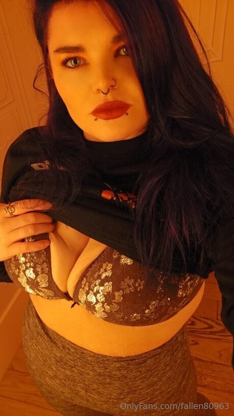 Fallen80963 modèle artistique archive