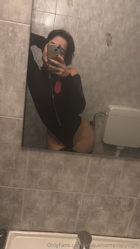 Uniquehornycopyright modèle de haute qualité collection