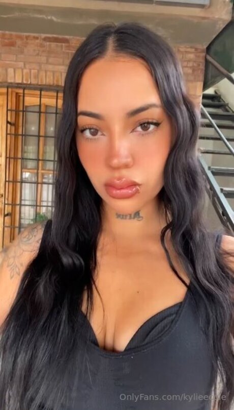 fans asiatiques potelés uniquement beau xxx img