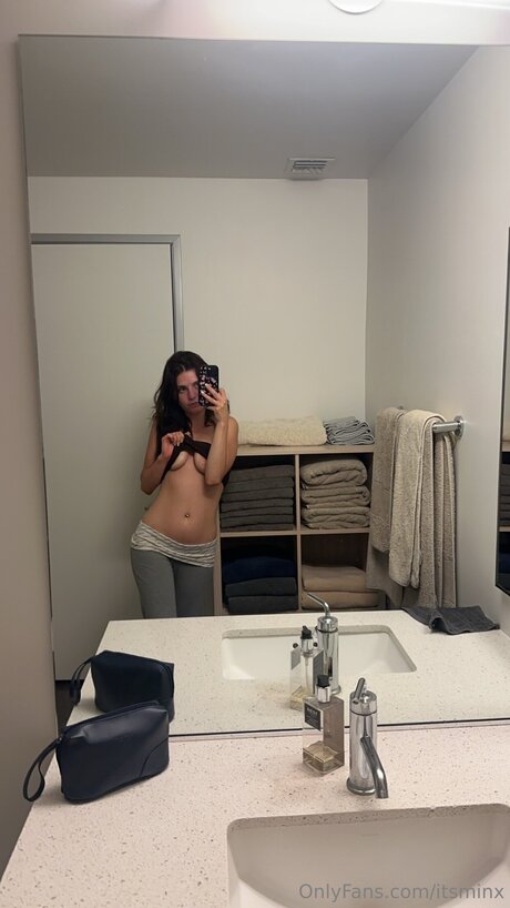 Ho11ywoodgirl star du porno sexy image