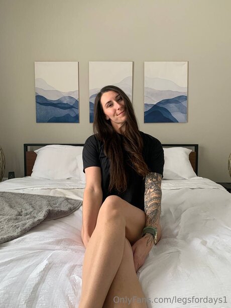 Legsfordays1 modèles nus image