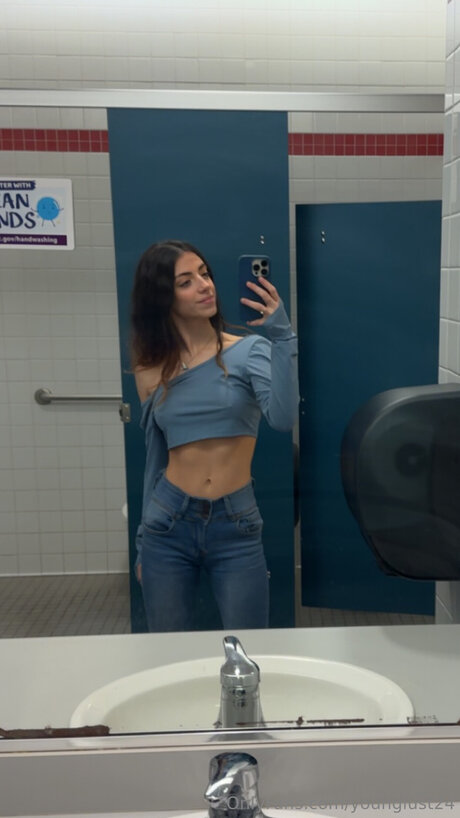 latina épaisse uniquementfans haute définition érotique photos