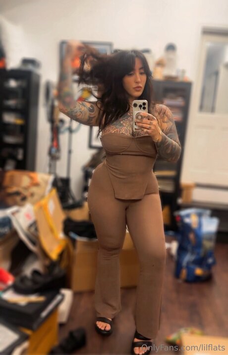 Lilflats étoile nue photos