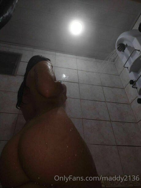 Maddy2136 mannequin photo