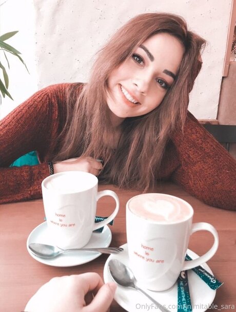 Inimitable Sara xxx étoile photo