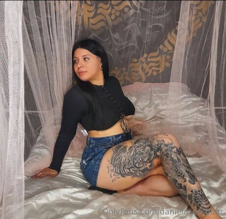 Daniela Escobar étoile magnifique collection