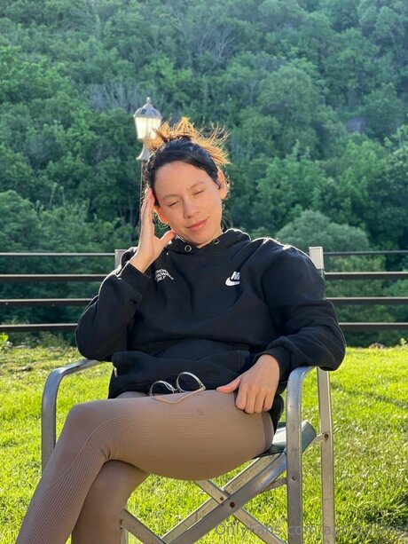 Aprilcollins étoile xxx galeries