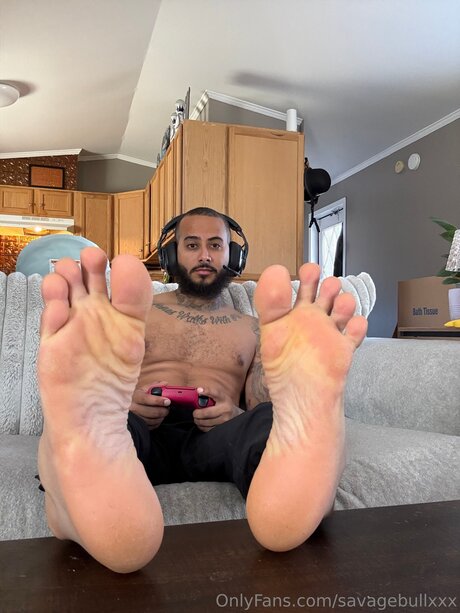 Savagebullxxx haut étoile des photos