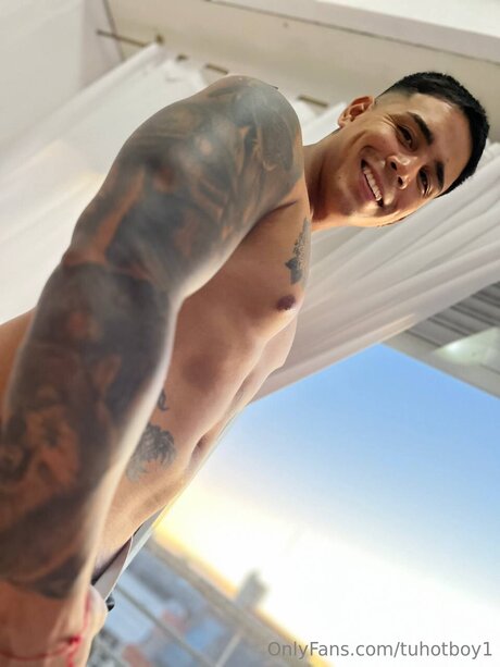 Tuhotboy1 meilleure étoile img