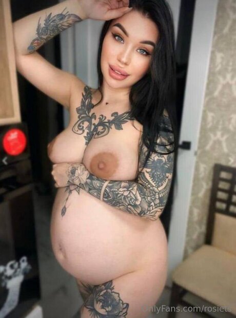 actrice onlyfans chaud parfait image