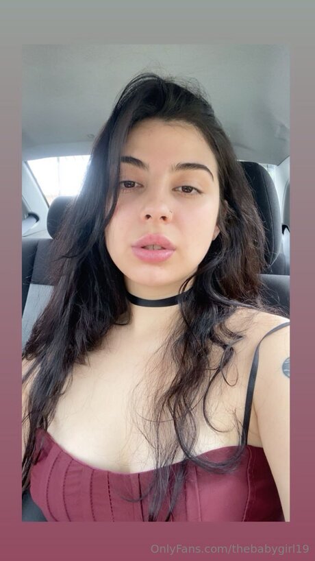 Thebabygirl19 modèle sympa archive