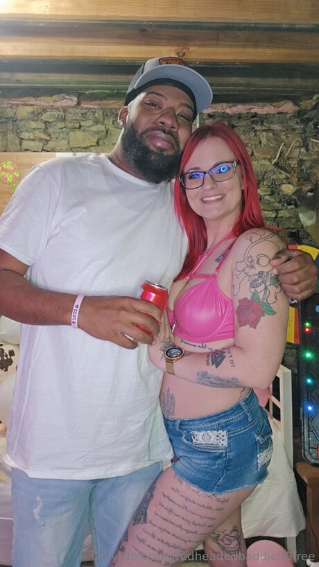 Redheadedbaddie90free étoile hd photo