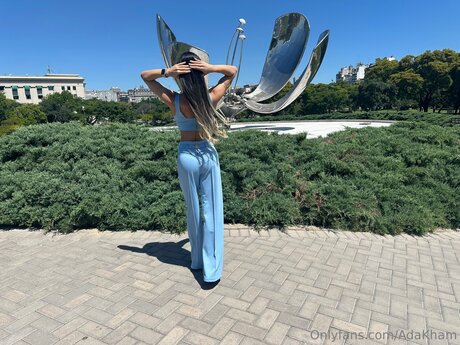 Adakham actrice de sexe galeries