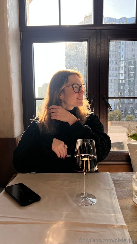 Pixie Joy meilleure étoile archive