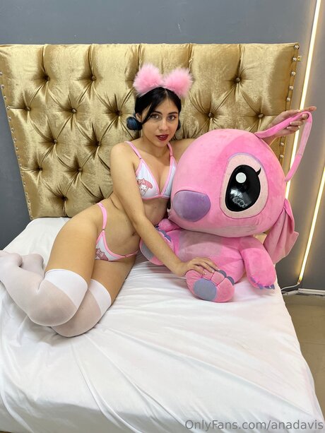 Anadavis top star img