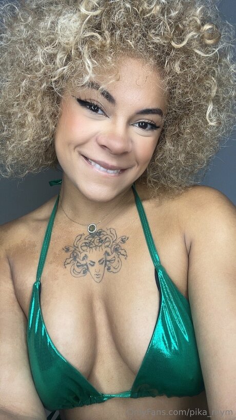 gros seins branlette espagnole onlyfans parfait et sexy galeries