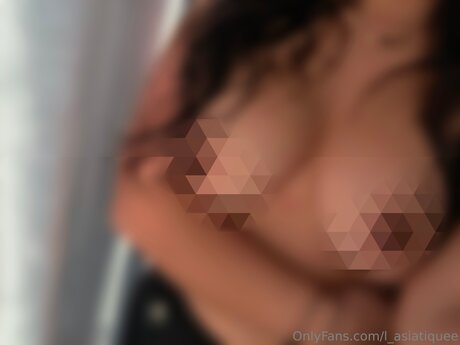 trio à gros seins onlyfans sexy érotique images