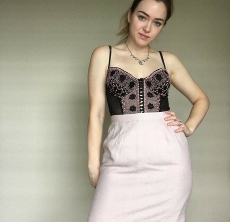 Tori Eaglestone star du porno chaude des photos