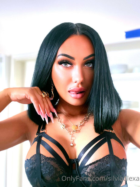 silviaalexa star du porno parfaite img