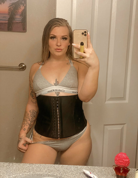 cakedupbrat nus star du porno photo