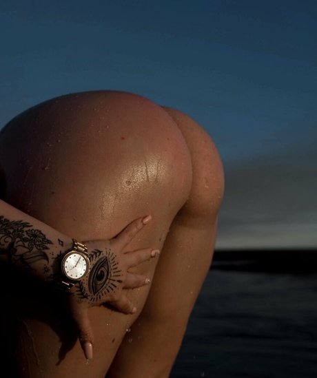 cakedupbrat modèle érotique galeries