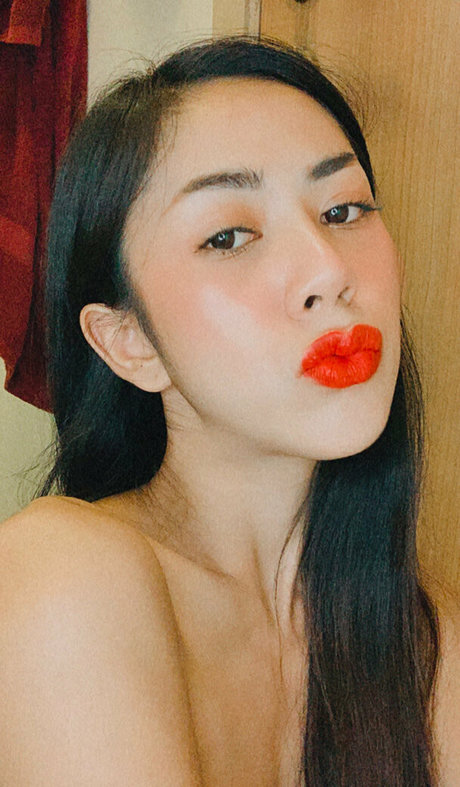 PrettyLiu modèle de haute qualité img