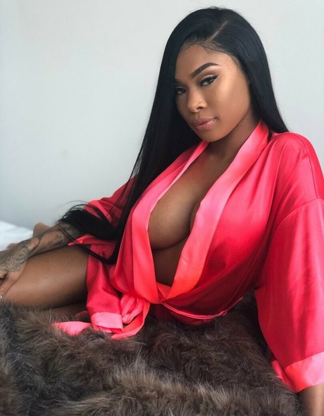 Shay brown actrice exclusive photo