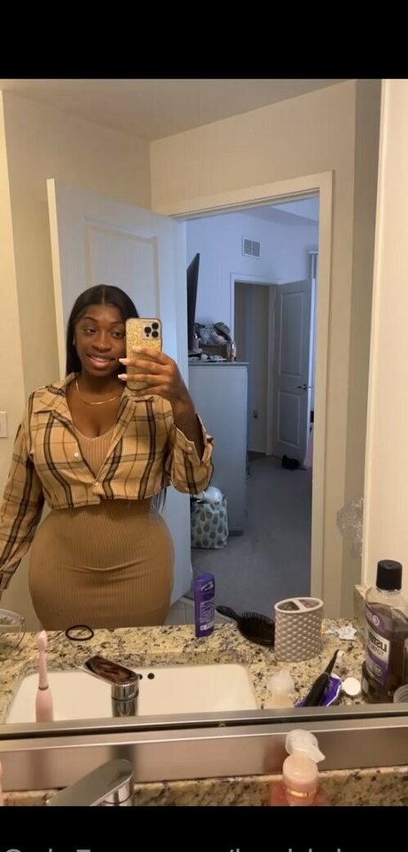 Barbie Bugatti_ nus étoiles img