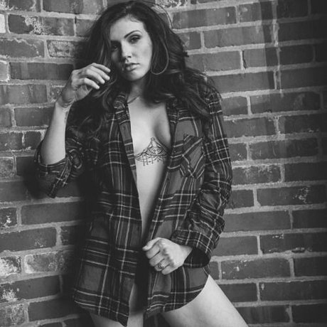 kimxchelle modèle sympa galerie