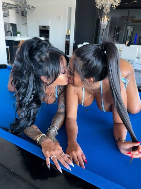 fans de chatte blanche uniquement assez hd archive