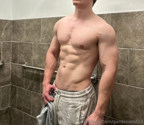Gardenerof23 nus star du porno img