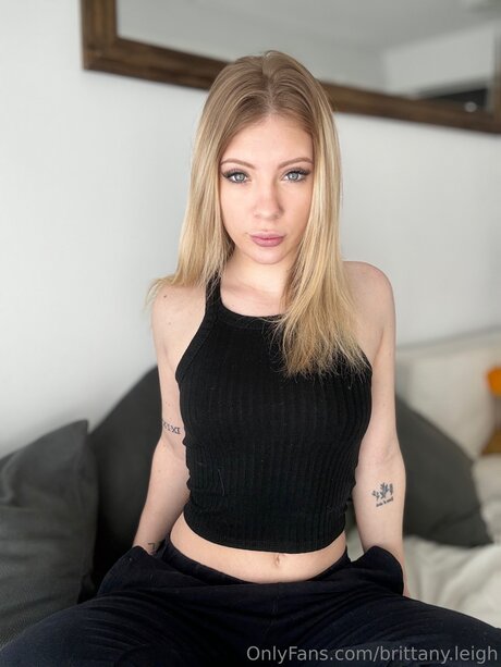 Brittany Leigh modèle adulte des photos