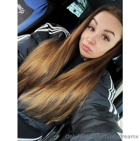 Dahliadreamx modèle meilleur image