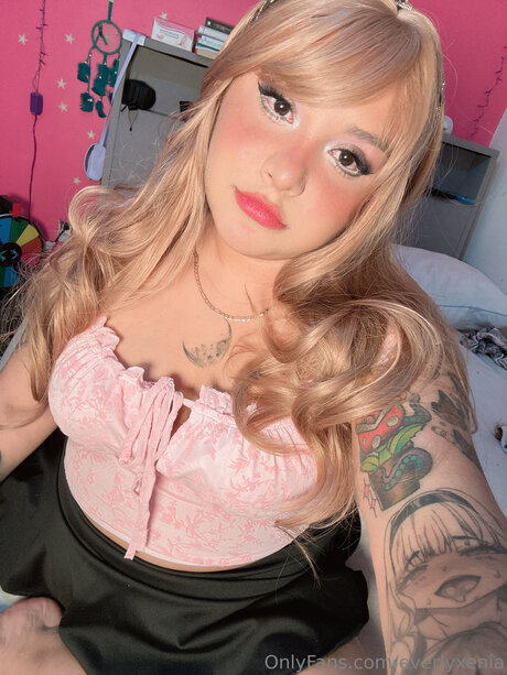 Everlyxenia meilleure actrice images