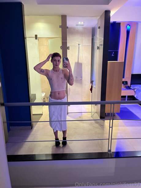 Nickifem09 nus étoiles images