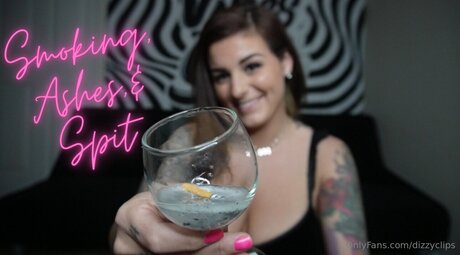 Dizzyclips star du porno en haute qualité photos